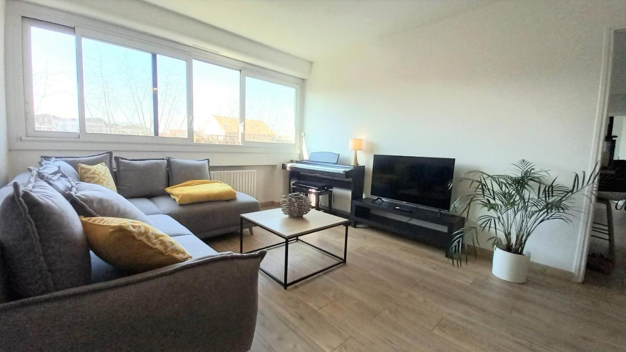 Magnifique Cocon - Metro A Republique - 2 Belles Chambres Avec Dressings - Wifi Gratuit - Netflix - Au Calme Absolu - Lumineux - Jardin Arbore Partage Dans La Residence Βιλερμπάν Εξωτερικό φωτογραφία